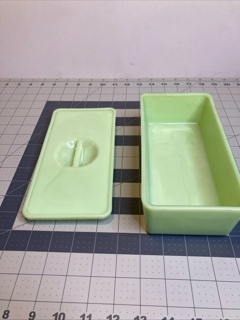 Vintage Jadeite Jeanette Green Urainium Glass 8